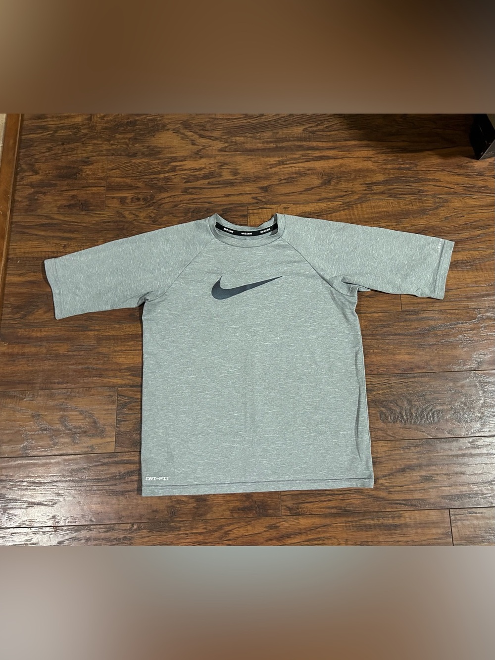 Youth LARGE NIKE swim Heather gray Hydroguard Half sleeve rash guard UPF40